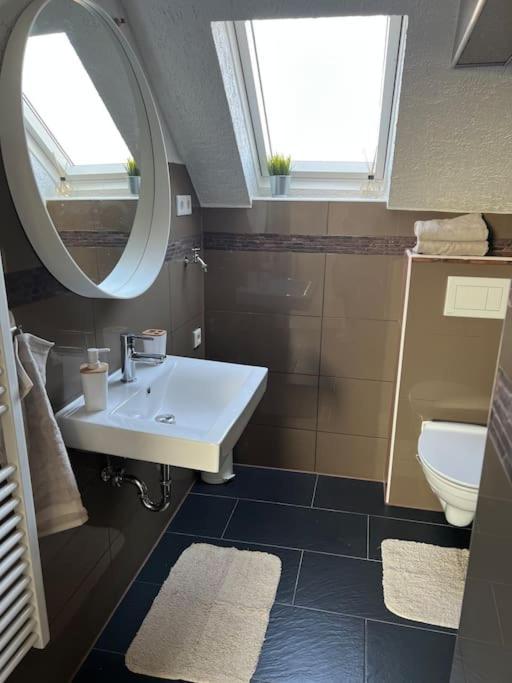 5Minuten Von Der City Entfernte Wohnung Mit Parkpl Bielefeld Dış mekan fotoğraf